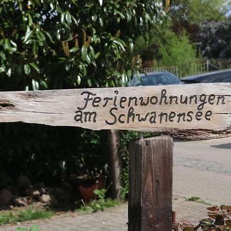 Ferienwohnungen Am Schwanensee Plön Екстериор снимка